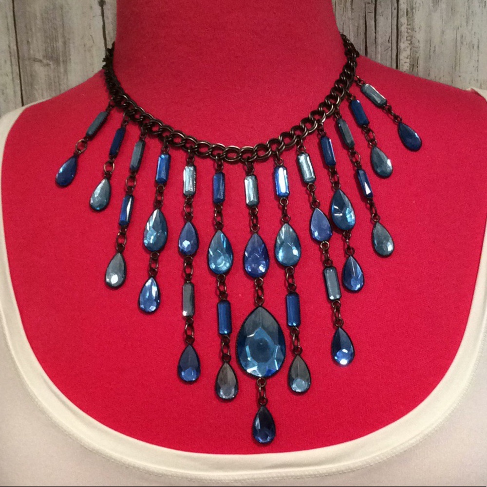 GORGEOUS, ADJUSTABLE, BLUE GEM, STATEMENT NECKLACE